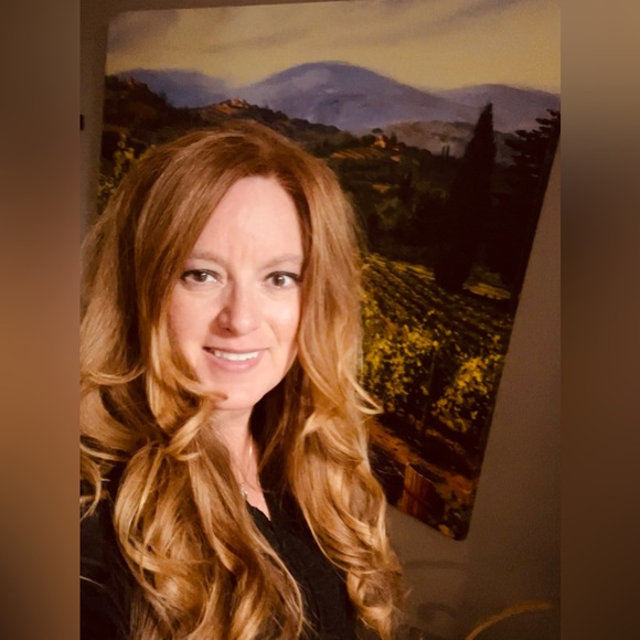 Meet your Posher, Sam😃 - Picture 1 of 2